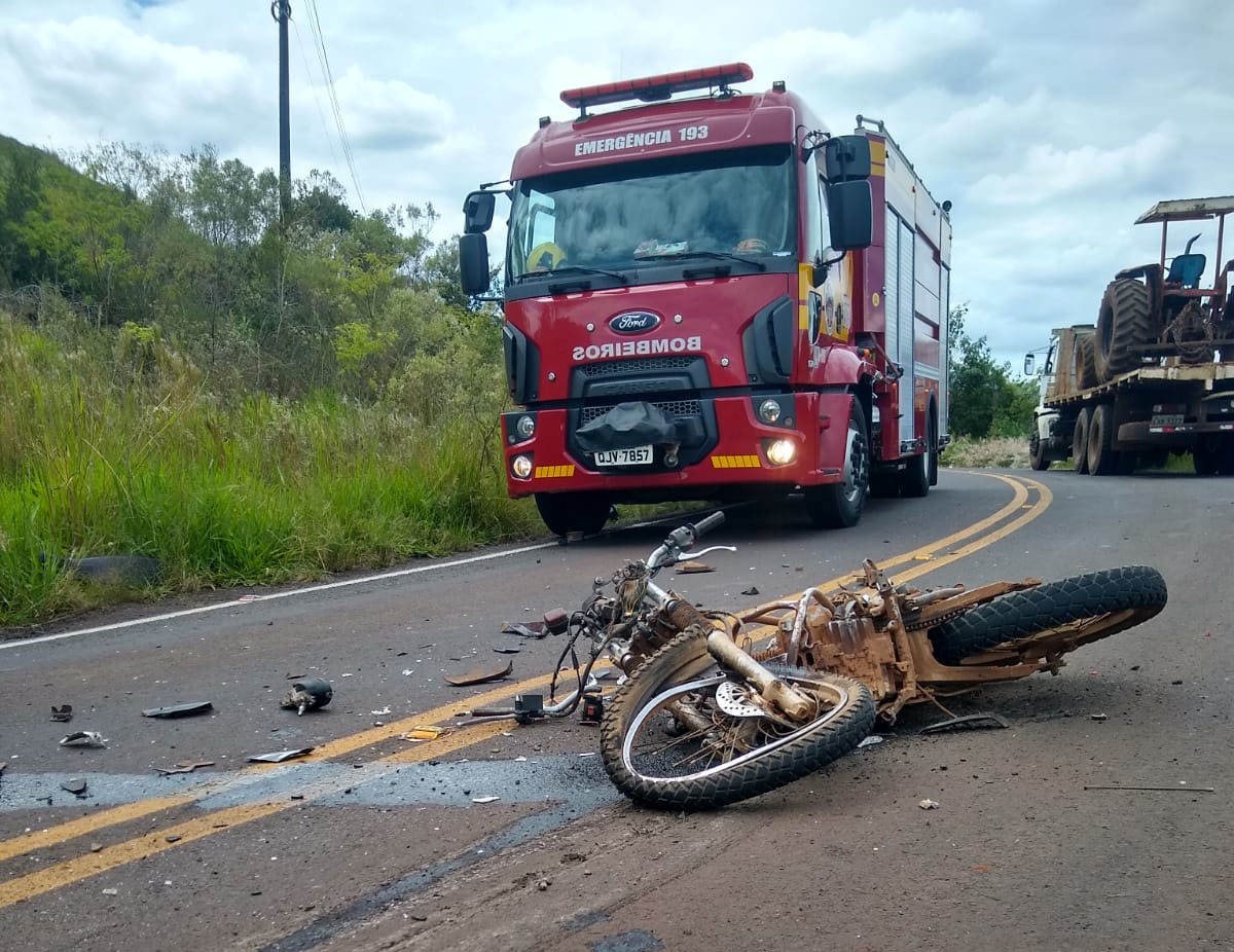 acidente motoe caminhao17-03-2023